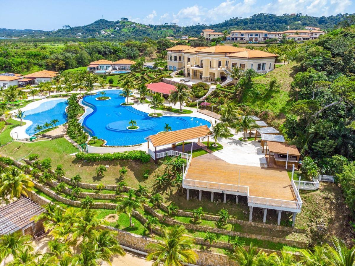 Pristine Bay Villa 1304 With Large Pool - 3 Bedroom Condo French Harbour Luaran gambar