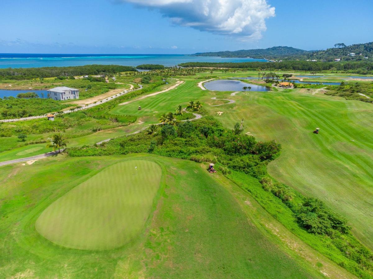 Pristine Bay Villa 1304 With Large Pool - 3 Bedroom Condo French Harbour Luaran gambar
