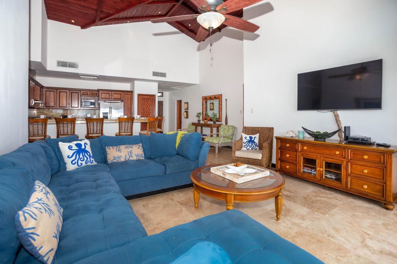 Pristine Bay Villa 1304 With Large Pool - 3 Bedroom Condo French Harbour Luaran gambar