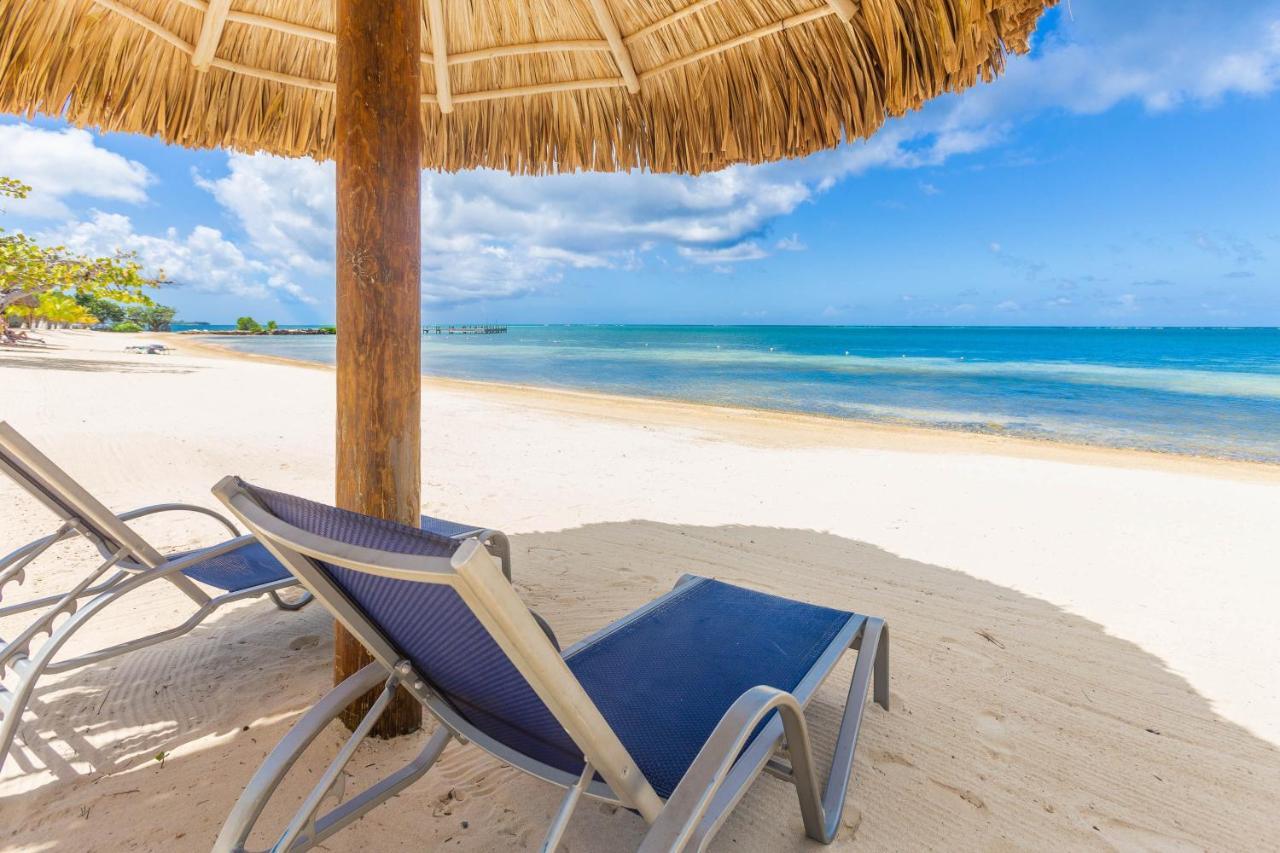 Pristine Bay Villa 1304 With Large Pool - 3 Bedroom Condo French Harbour Luaran gambar